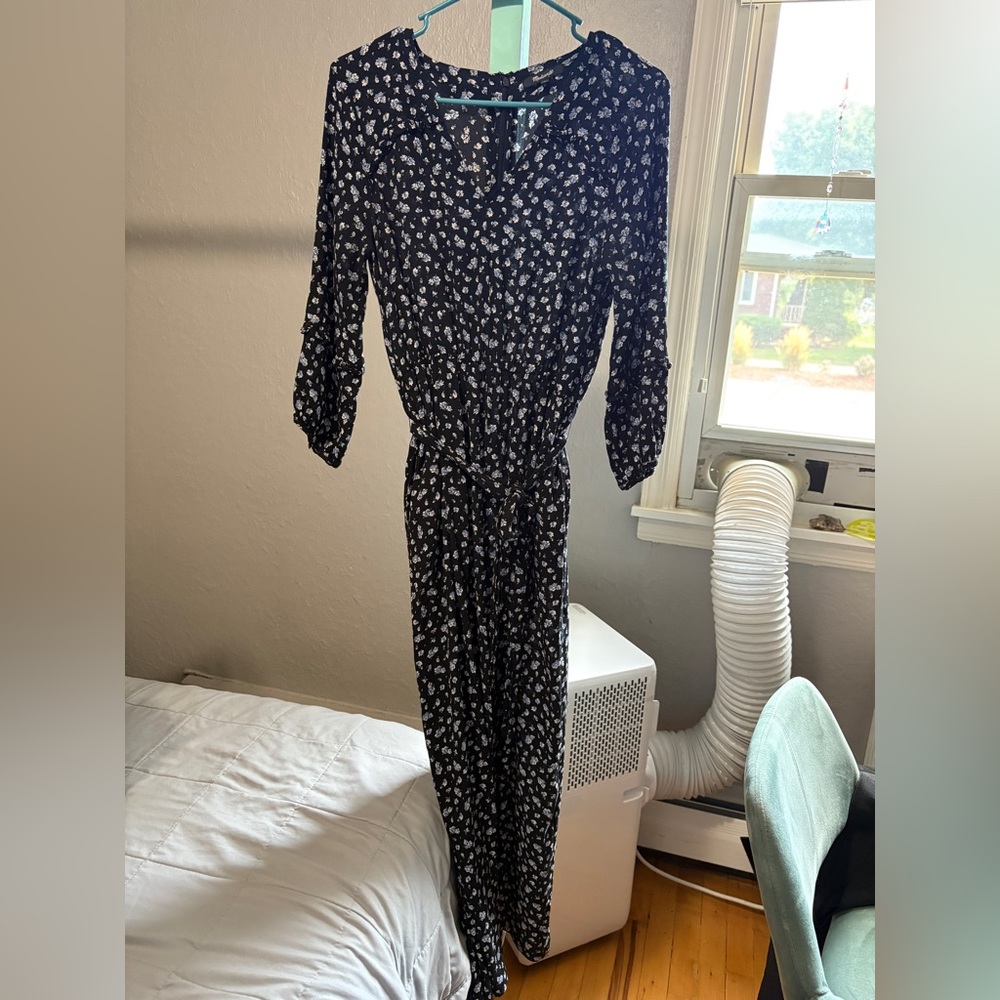 Madewell Ruffle-Sleeve Tie-Waist Jumpsuit in Baby's Breath